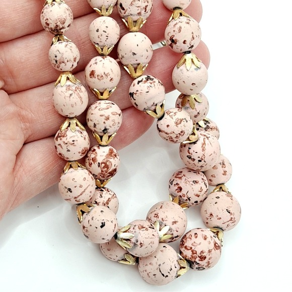 Hong Kong Jewelry - Vintage Speckled Bead Necklace Gold-Tone Pink Double Strand Graduated Hong Kong